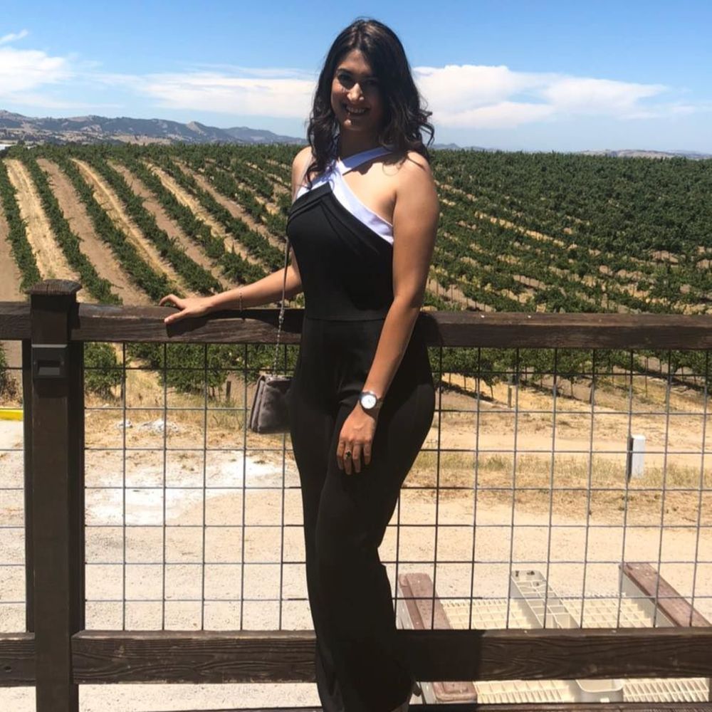 Meet your Posher, Apeksha